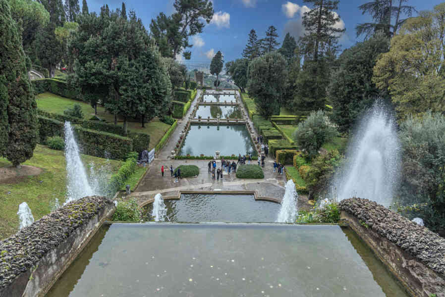 Italia - Tivoli 53 - Villa del Este - jardin.jpg